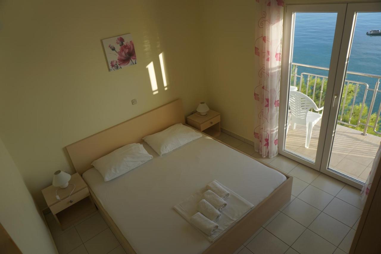 Apartments And Rooms Kod Mate Tribanj-Kruscica Buitenkant foto