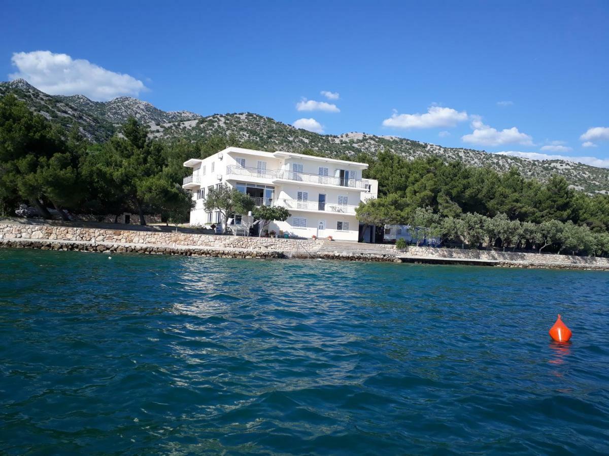 Apartments And Rooms Kod Mate Tribanj-Kruscica Buitenkant foto
